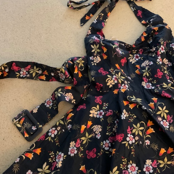 Aryeh Brand Halter-style Sun Dress. Size M - Picture 2 of 3